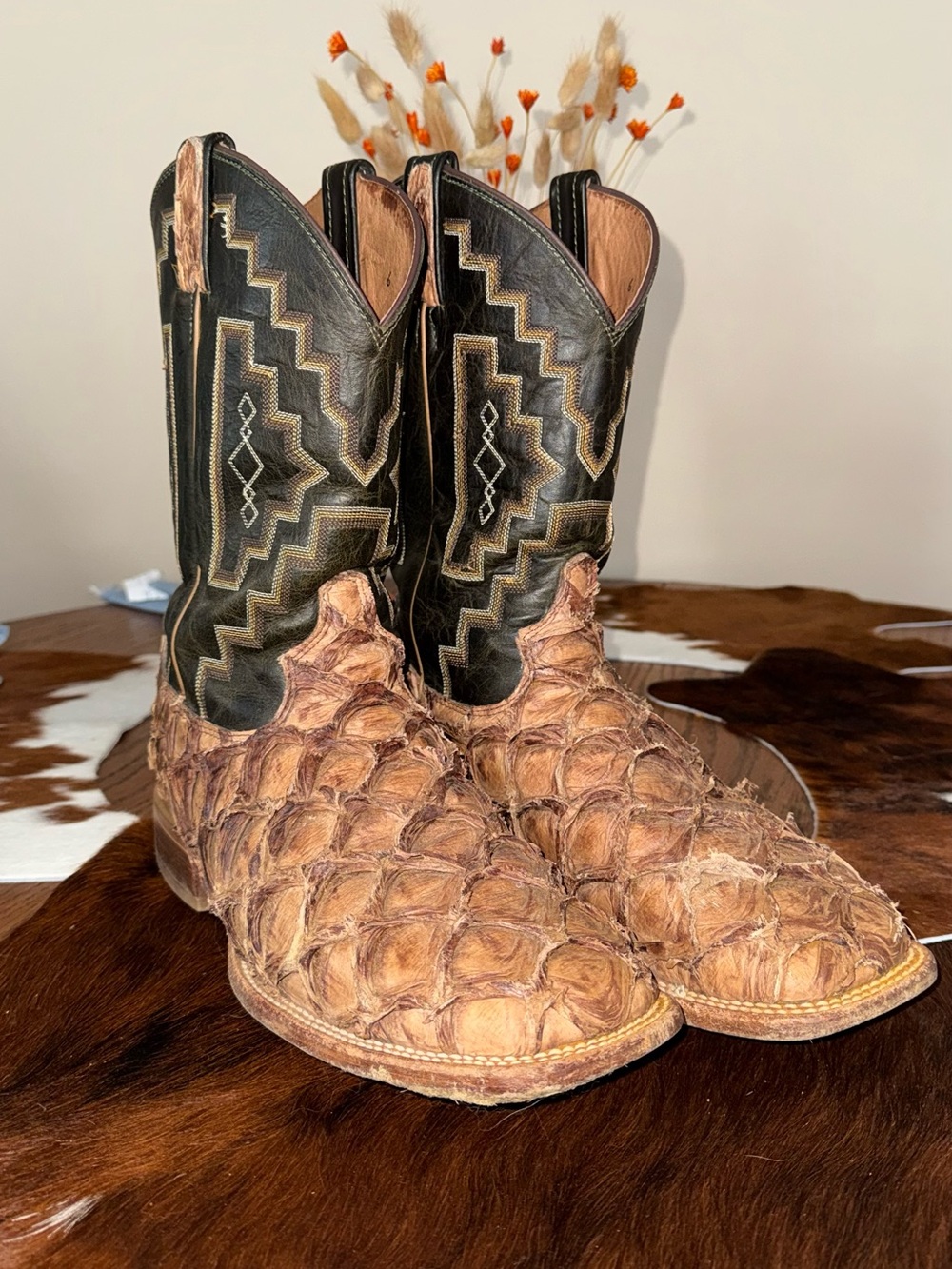 Tony lama pirarucu boots. Size 9